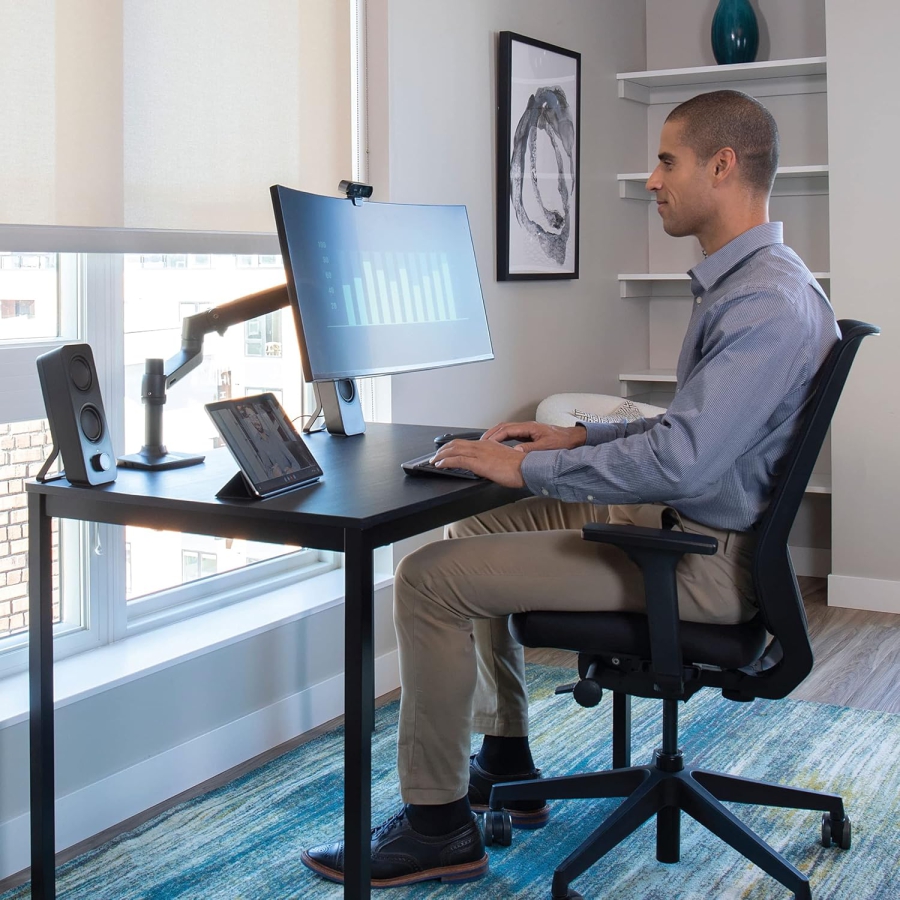 Ergotron LX Monitor Arm Black 34" | up to 11.3 kg (Premium Monitor Arm with Patented Constant Force Technology for Effortless Positioning up to 11.3 kg)